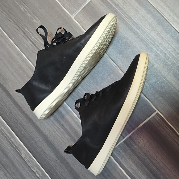 Ecco leather sneakers size 42 (fits US11) - Picture 2 of 5